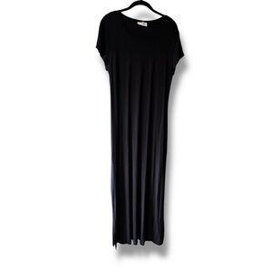5/$25 Thyme & Honey Black Short Sleeve Maxi Dress